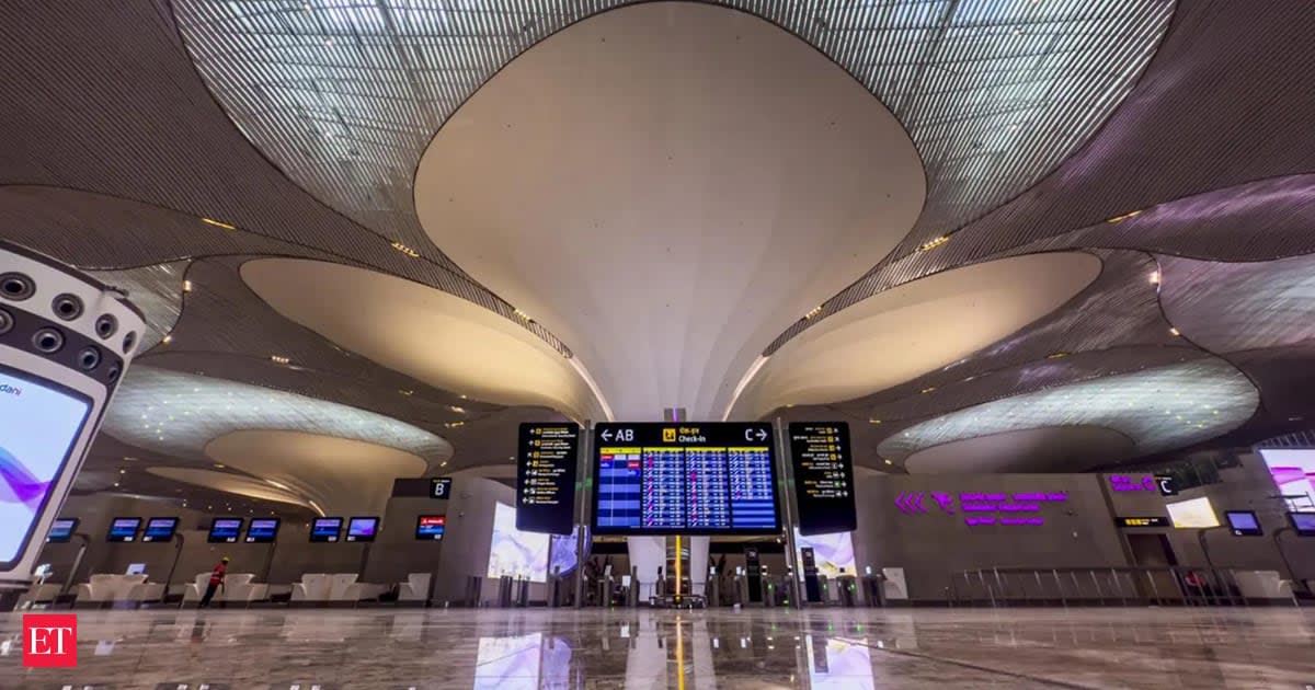 IndiGo Launches First Commercial Flight at Navi Mumbai Airport: What Are the Initial Routes?