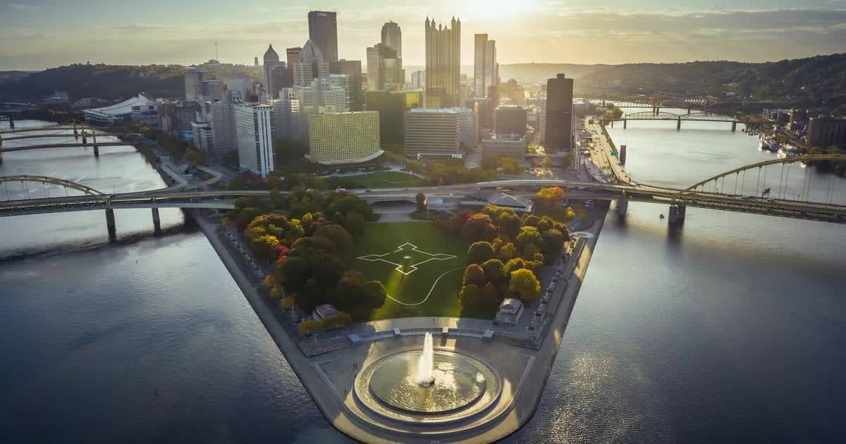 Ryanair and Aer Lingus add London, Warsaw, and Pittsburgh flights from Glasgow.