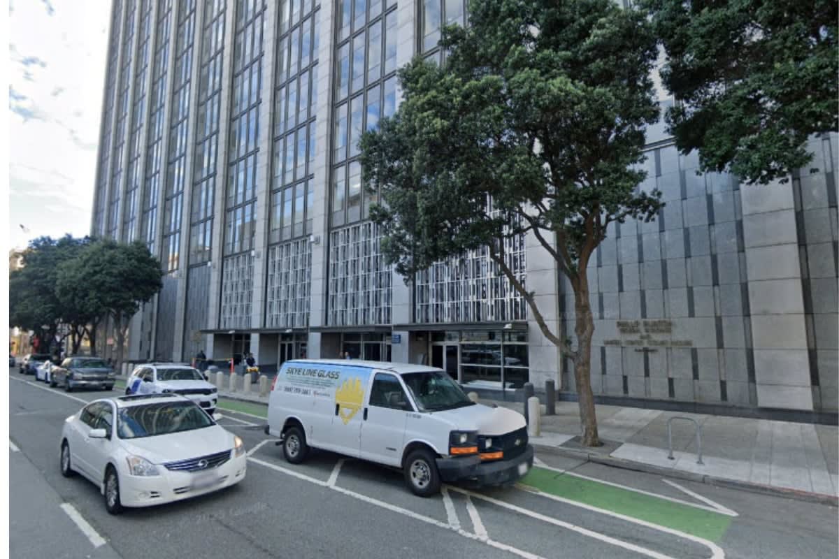 Contra Costa County Woman Indicted for Assaulting Crew and Security at SFO After International Flight