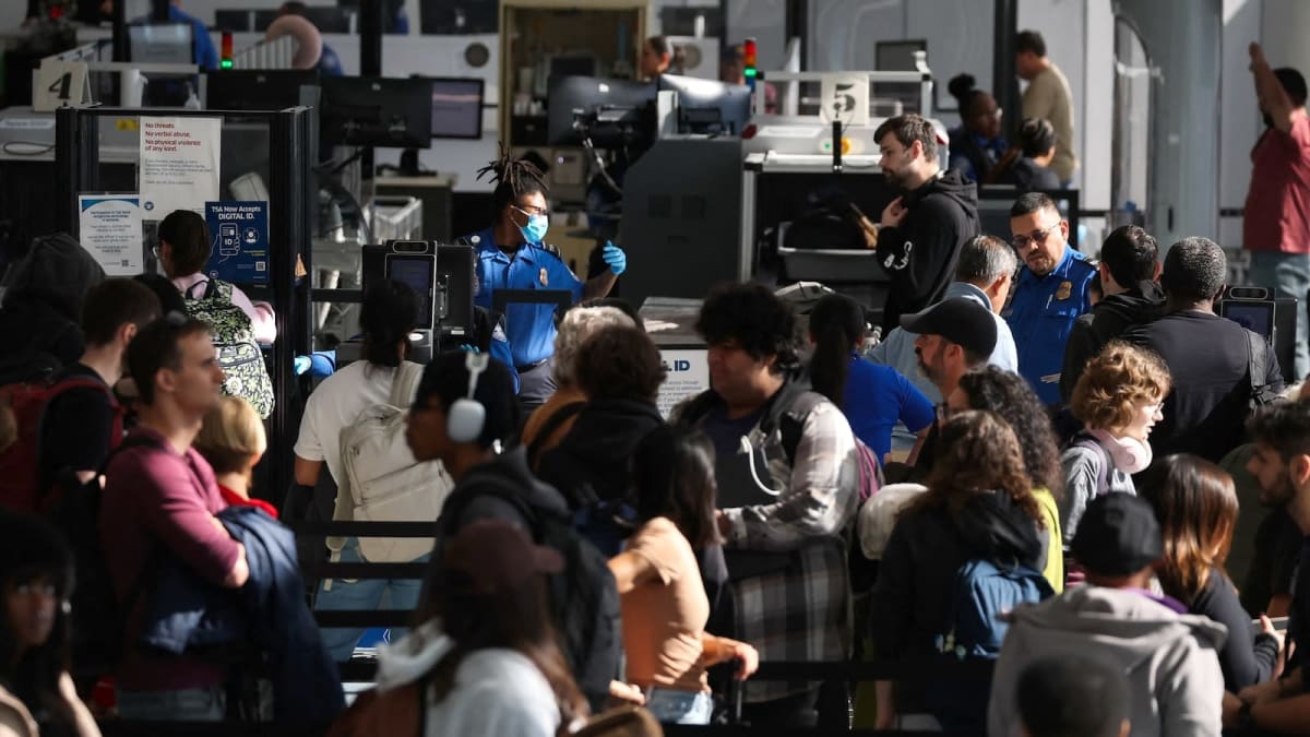 Record 122 Million Travelers Expected During Busiest Holiday Season