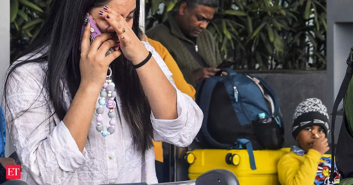 Indian Panel Slams IndiGo, DGCA for 'Evasive' Responses on Mass Flight Chaos