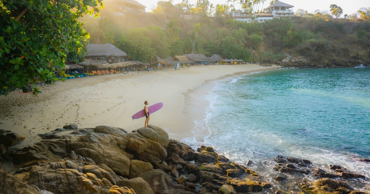 American Airlines Launches New Direct Flights to Puerto Escondido from DFW