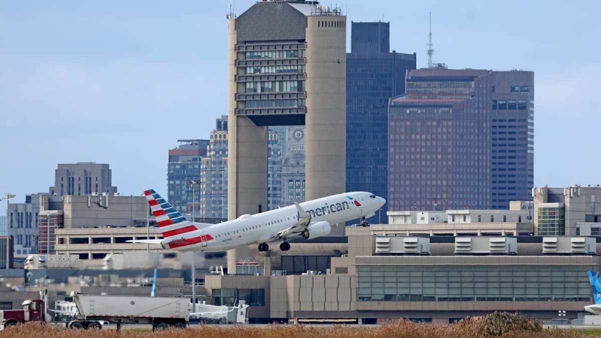 American Airlines halts AAdvantage mile earning for basic economy fares.