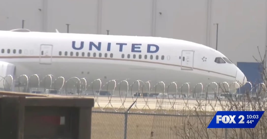 United Flight Diverted After Passenger’s Bomb Threat