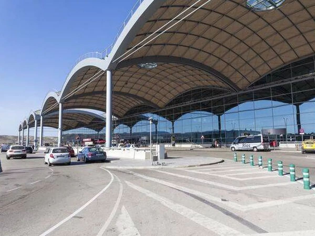 Huge Spanish airport to get 1.1bn revamp with new area 'for British tourists'