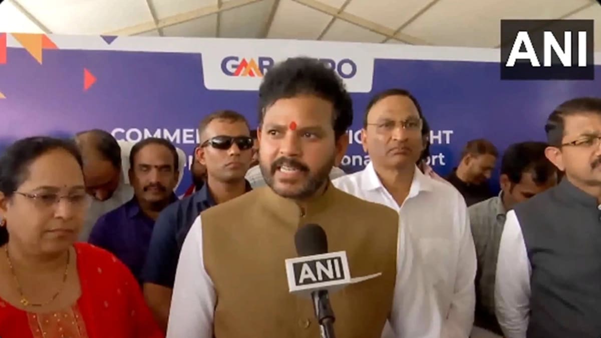 Why Did India's DGCA Ban In-Flight Power Bank Charging for Passenger Safety?