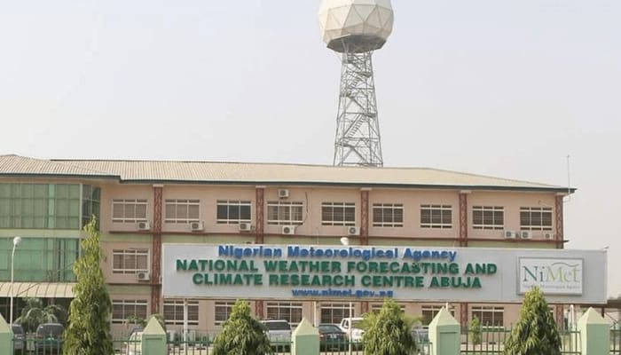 NiMet Warns Airlines: Thunderstorms Threaten Southern Nigeria Flight Schedules