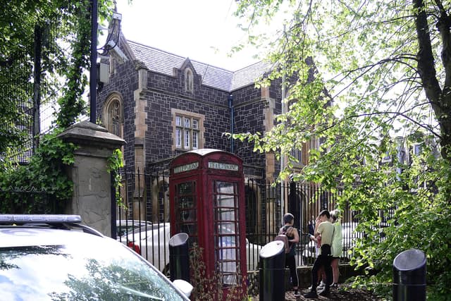 easyJet passenger accused of disruptive behavior on Egypt flight contests charges