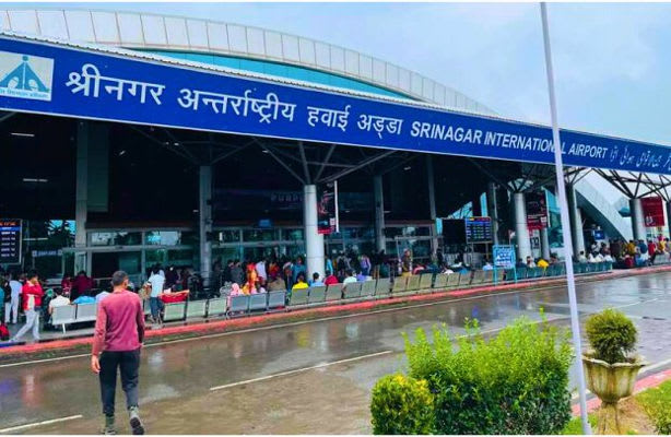 Srinagar Airport sees 42 flights impacted by Monday's severe weather