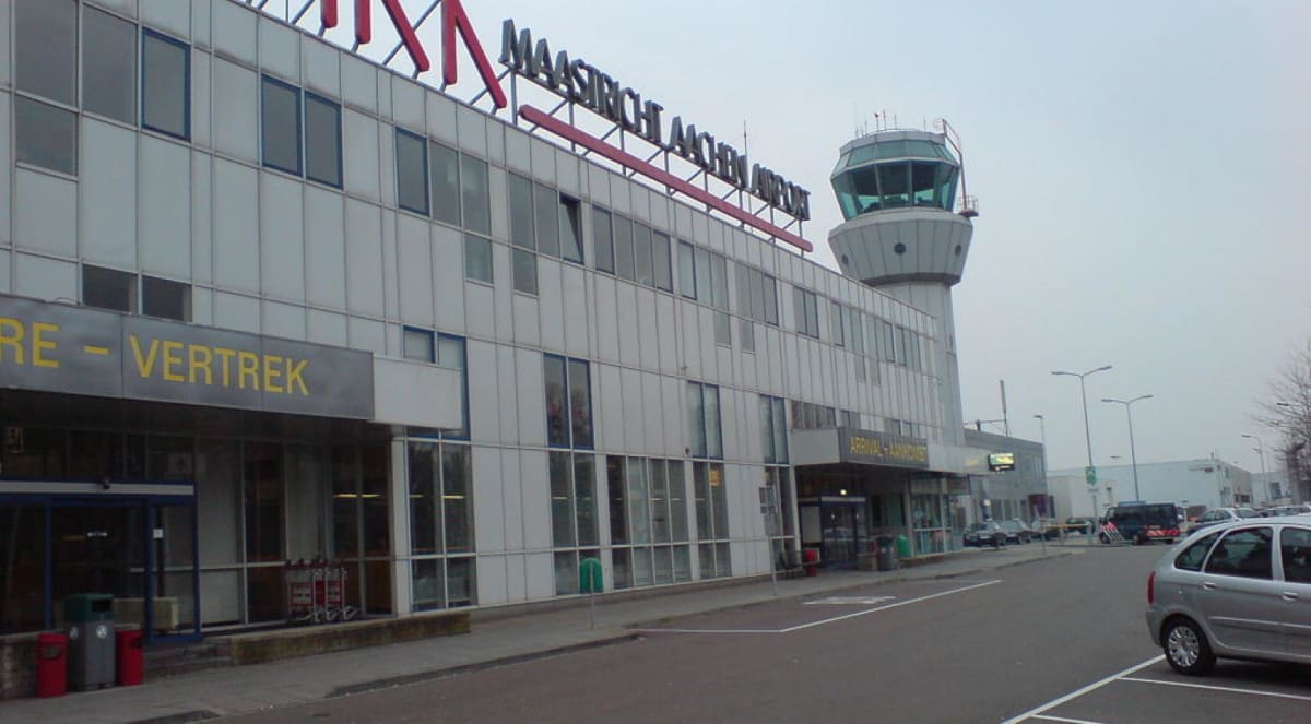 Turkish Airlines Cargo Jet Vortex Damages Beek Resident's Shed Roof