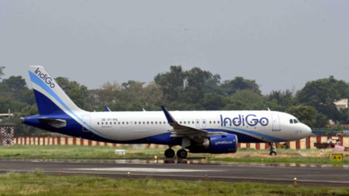 Why Did IndiGo Face 100 Consumer Complaints Over Ticket Refunds?