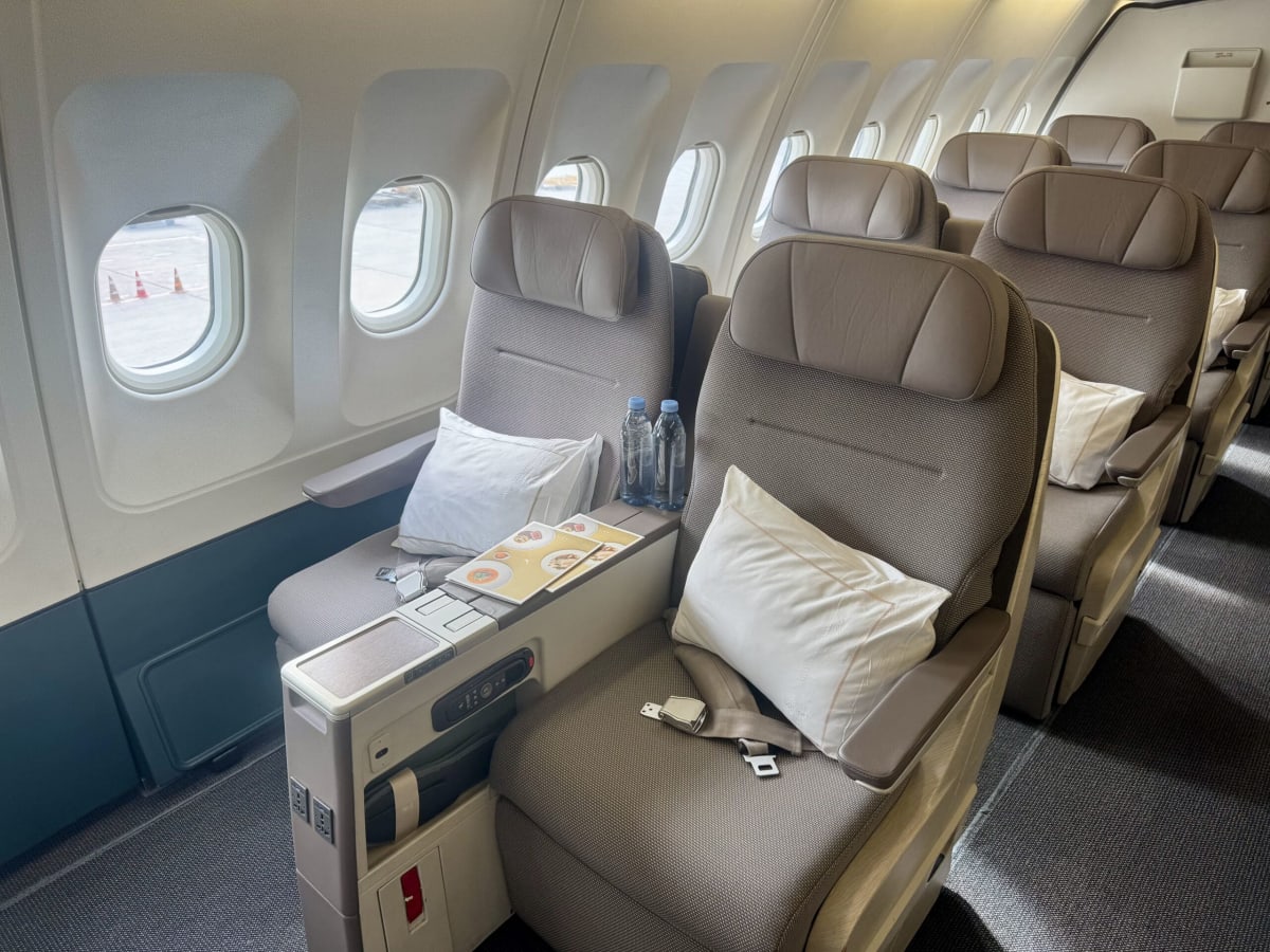 Which Aircraft Feature Cathay Pacific’s Refreshed Regional Business Class?