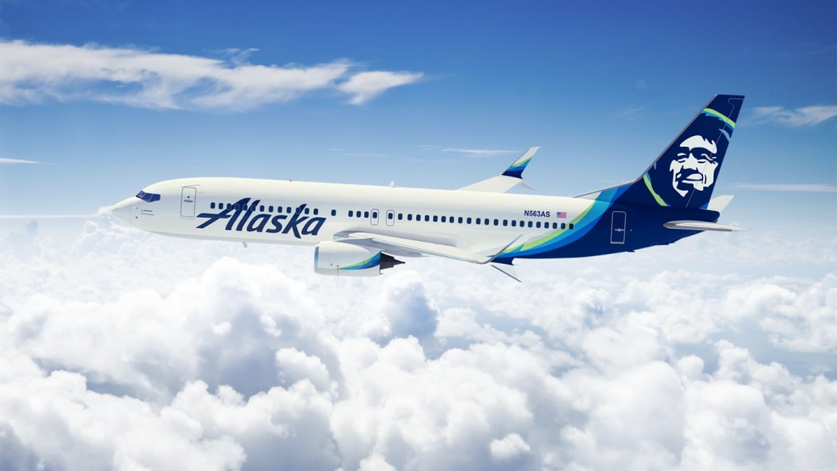 Alaska Airlines Pilot Joseph Emerson Attempted Engine Shutdown Mid-Flight While