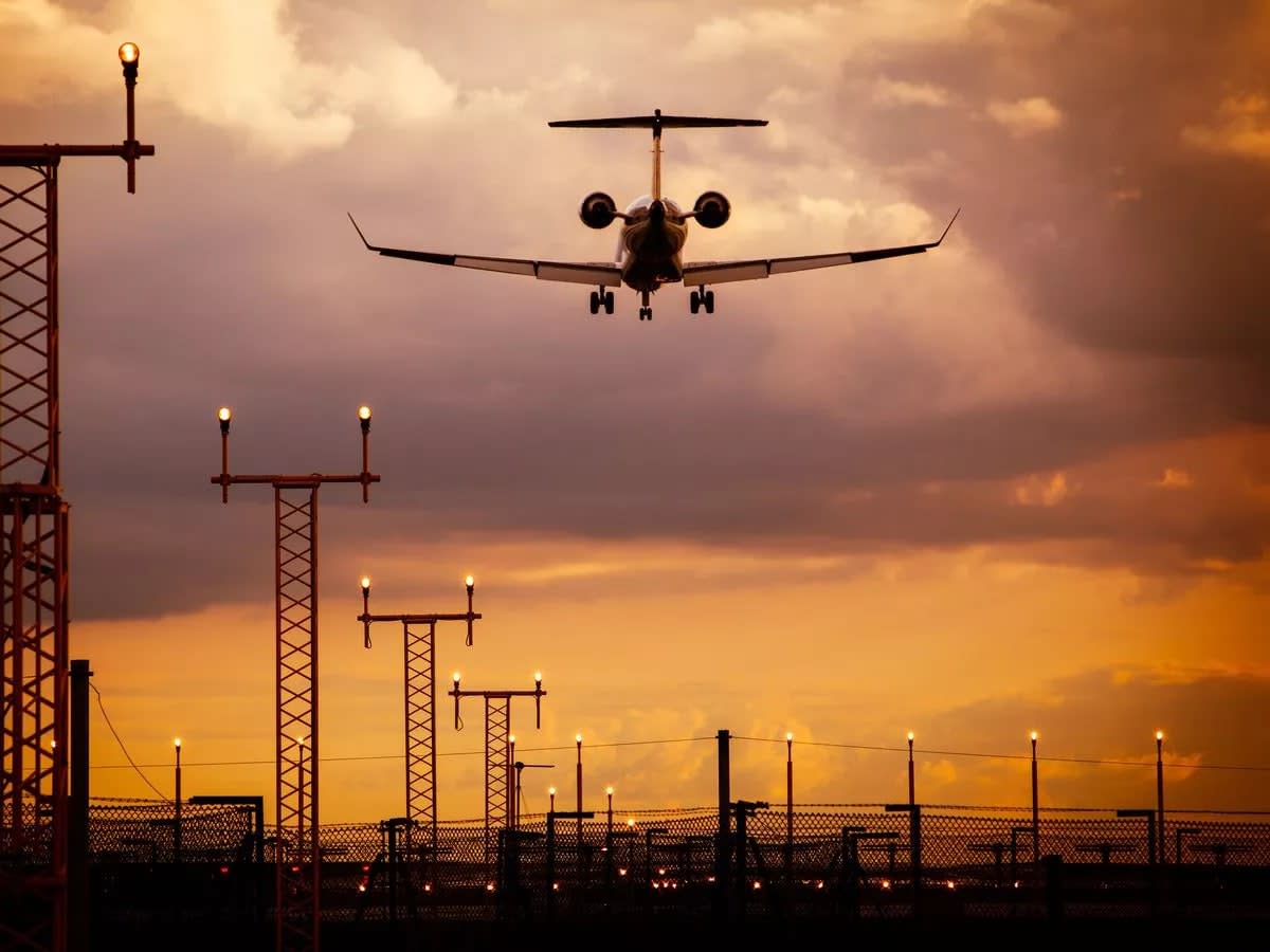 Major UK airport to see Emirates and easyJet update on November 18 and 19