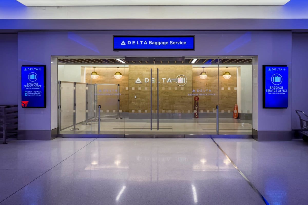 Delta excels in lost item recovery, returning a passenger's laptop within 24 hours.