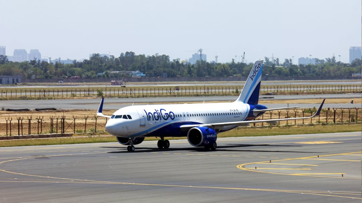 IndiGo Cancels 20 Flights: Is Fog Causing Delays at Delhi and Mumbai Airports?