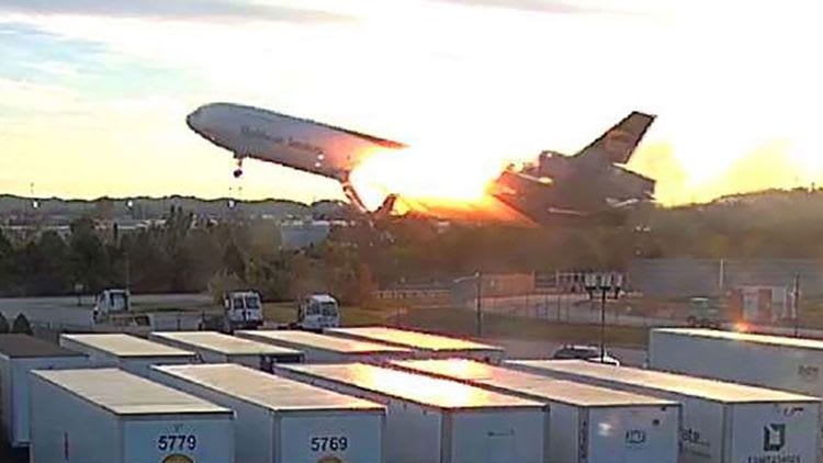 Frame-by-frame images of engine separating during deadly plane crash released