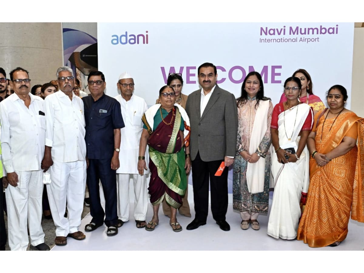 Navi Mumbai Airport's Maiden Flight Carried Workers, Signaling New Era for Indian Aviation
