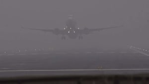 Dense Fog Chokes North India Air Travel: Which Airlines Issued New Flight Advisories?
