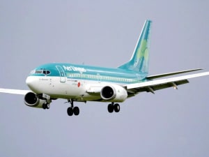 Aer Lingus Airbus A330 Makes Emergency Landing at Manchester After Reported Hydraulic Fault.