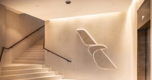 American Airlines confirms major renovation for busy DCA Admirals Club lounge.