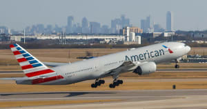 American Airlines Adds 100 New Flights to Chicago O'Hare, Escalating Hub Battle