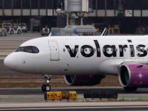 Volaris Jet's Unauthorized Turn at Houston IAH Forces Close Call with United Express