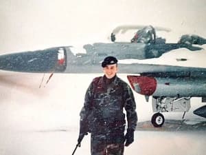 Air Force Expert: Trump Could Release Recovered UAP Craft Photos in 2026