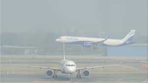 Why Delhi Airport Flight Operations Face Delays Amid CAT III Fog