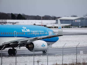 Snow Forces Widerøe Flight Diversion, Cancelling 10+ Aberdeen Airport Services