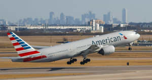 American Airlines Adds 100 New Flights to Chicago O'Hare, Escalating Hub Battle