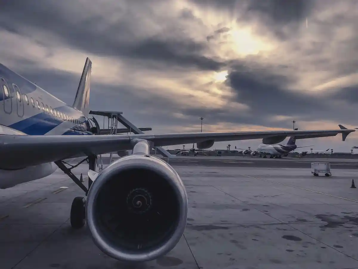 Breaking aviation news background