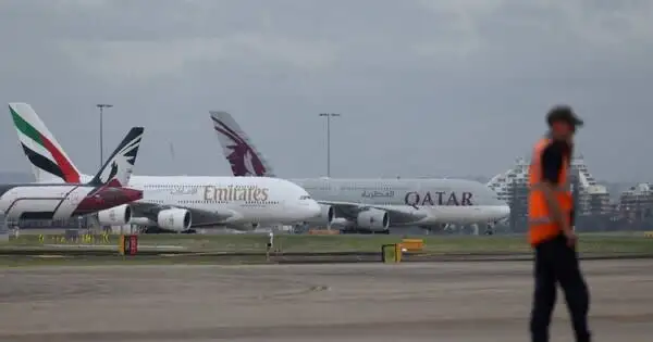 UAE Reopens Airspace After Halting Flights Amid Iran Threats