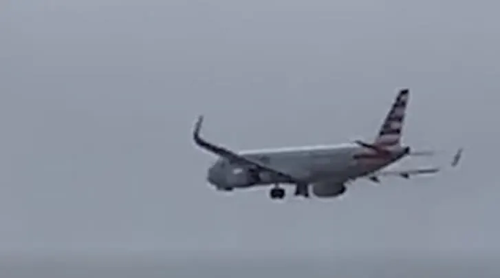 American Airlines A321 Returns to Aruba After In-Flight Technical Issue