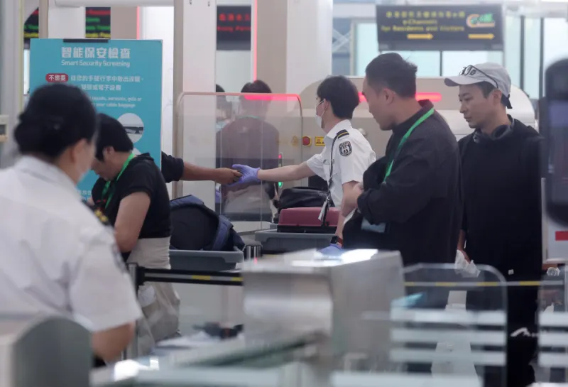 HKIA Enforces ICAO 2-Power-Bank Limit After Recent Cabin Fires