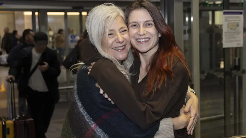 Etihad Operates First UK Evacuation Flight From UAE Amid Conflict