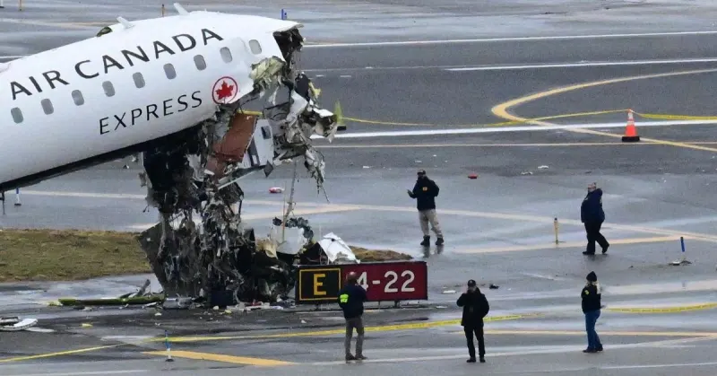 Air Canada CRJ-900 Collides with Vehicle at LaGuardia; Two Pilots Killed