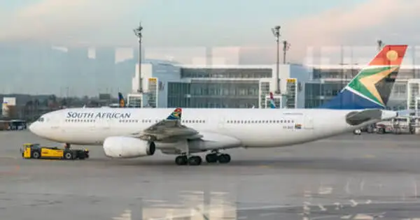 South Africa Urges Citizens to Evacuate Middle East as Flights Resume