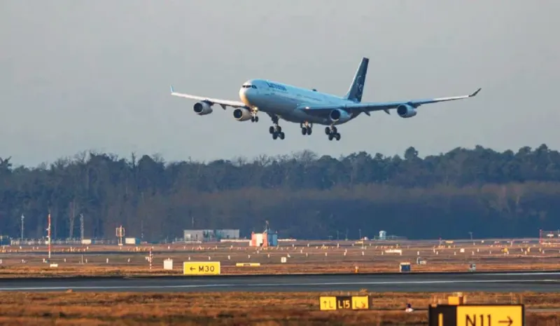 Indian Airlines Begin Partial Resumption of Middle East Flights