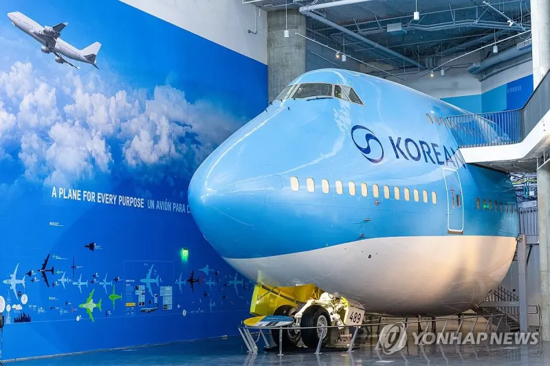 Korean Air Unveils 747 Exhibit at CA Science Center