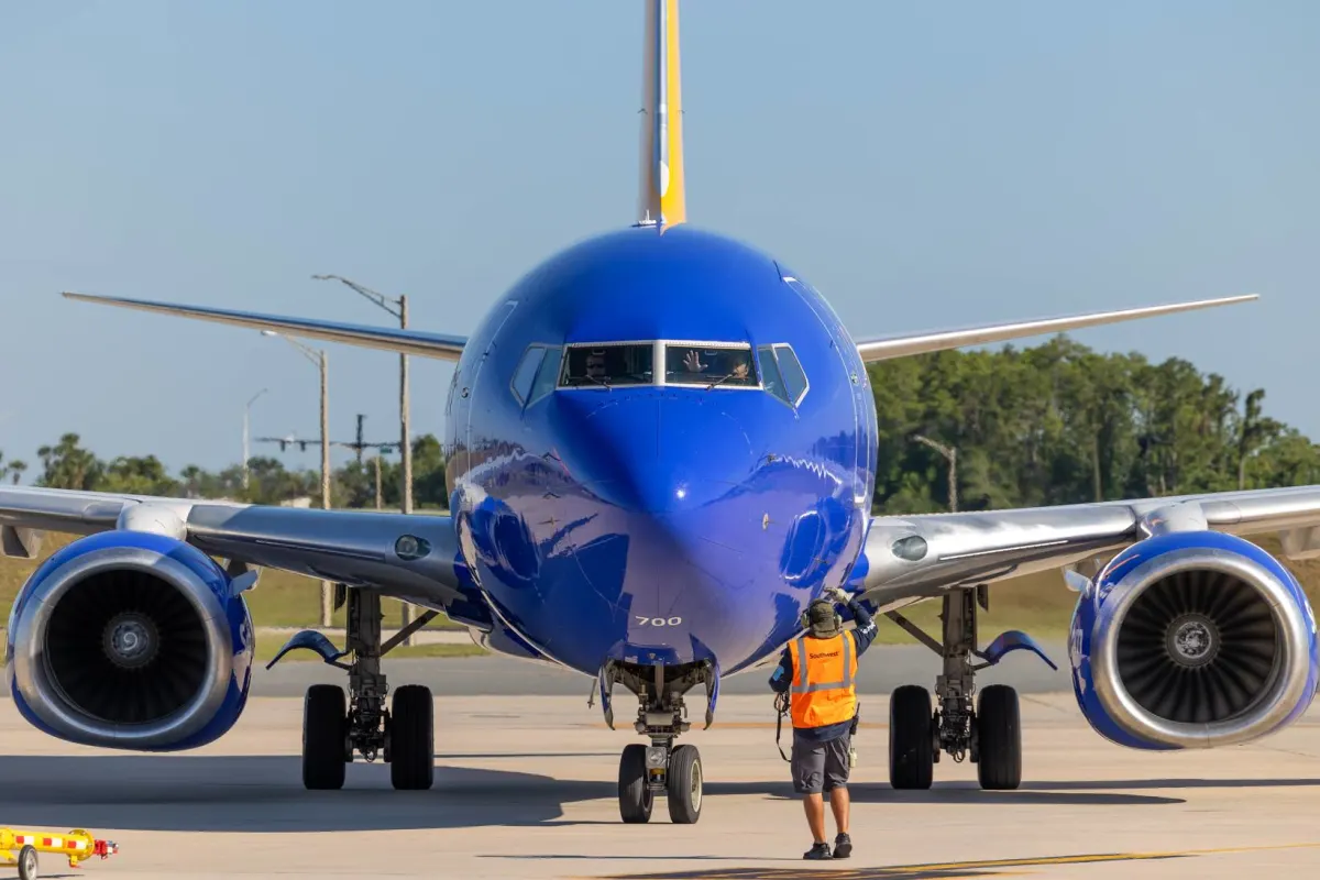 Disney Luggage Transfer Adds American, United at MCO