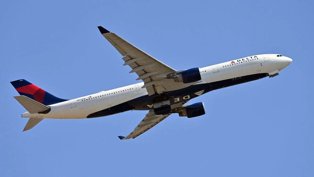 Delta Flight 81 Diverts Twice After Cabin Lavatory Leak