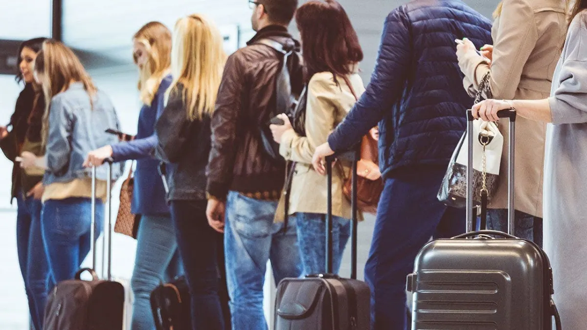 Volotea Imposes Retroactive Fuel Surcharges on European Passengers