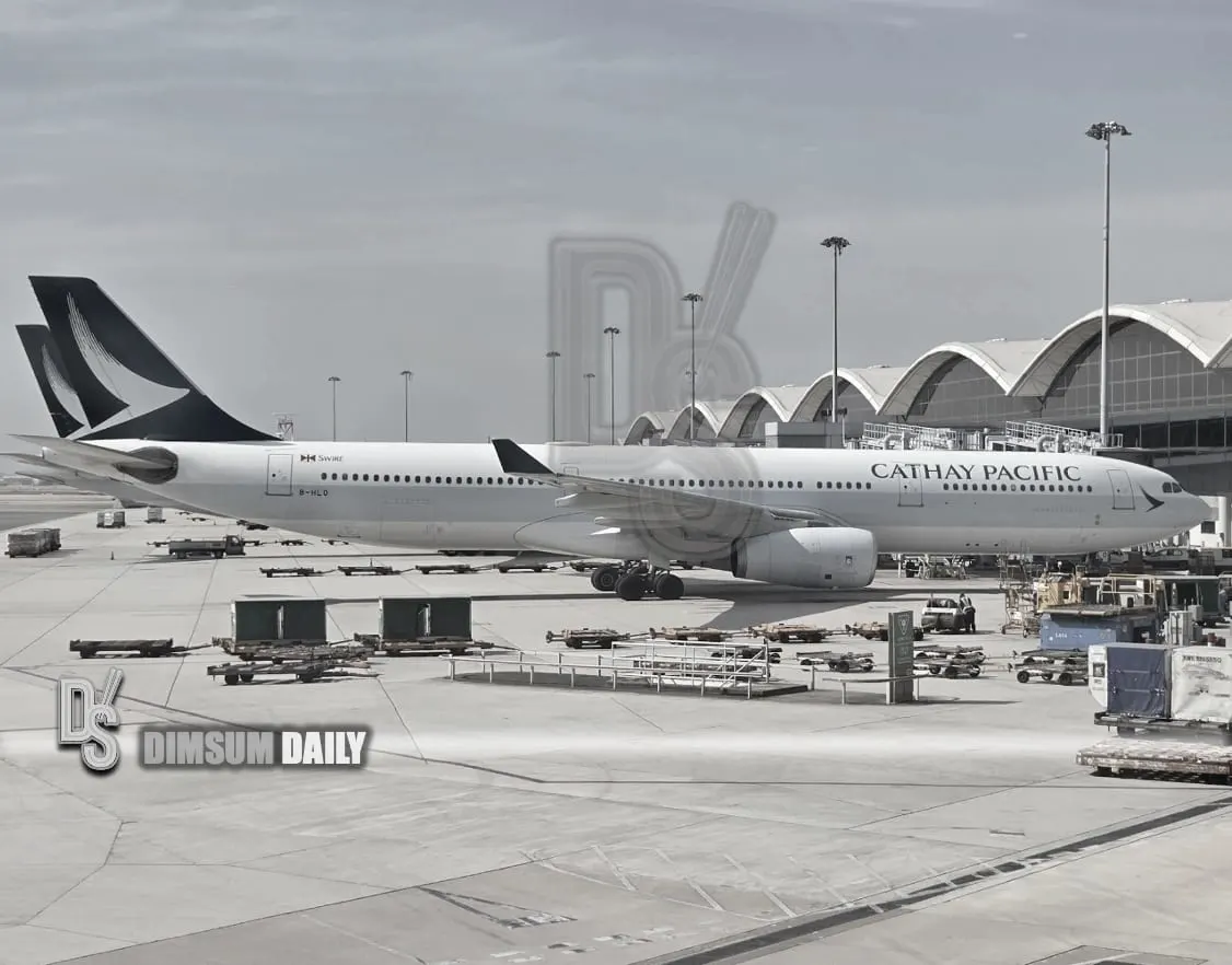 Cathay Pacific CX624 Evacuated After Cabin Smoke in Hong Kong