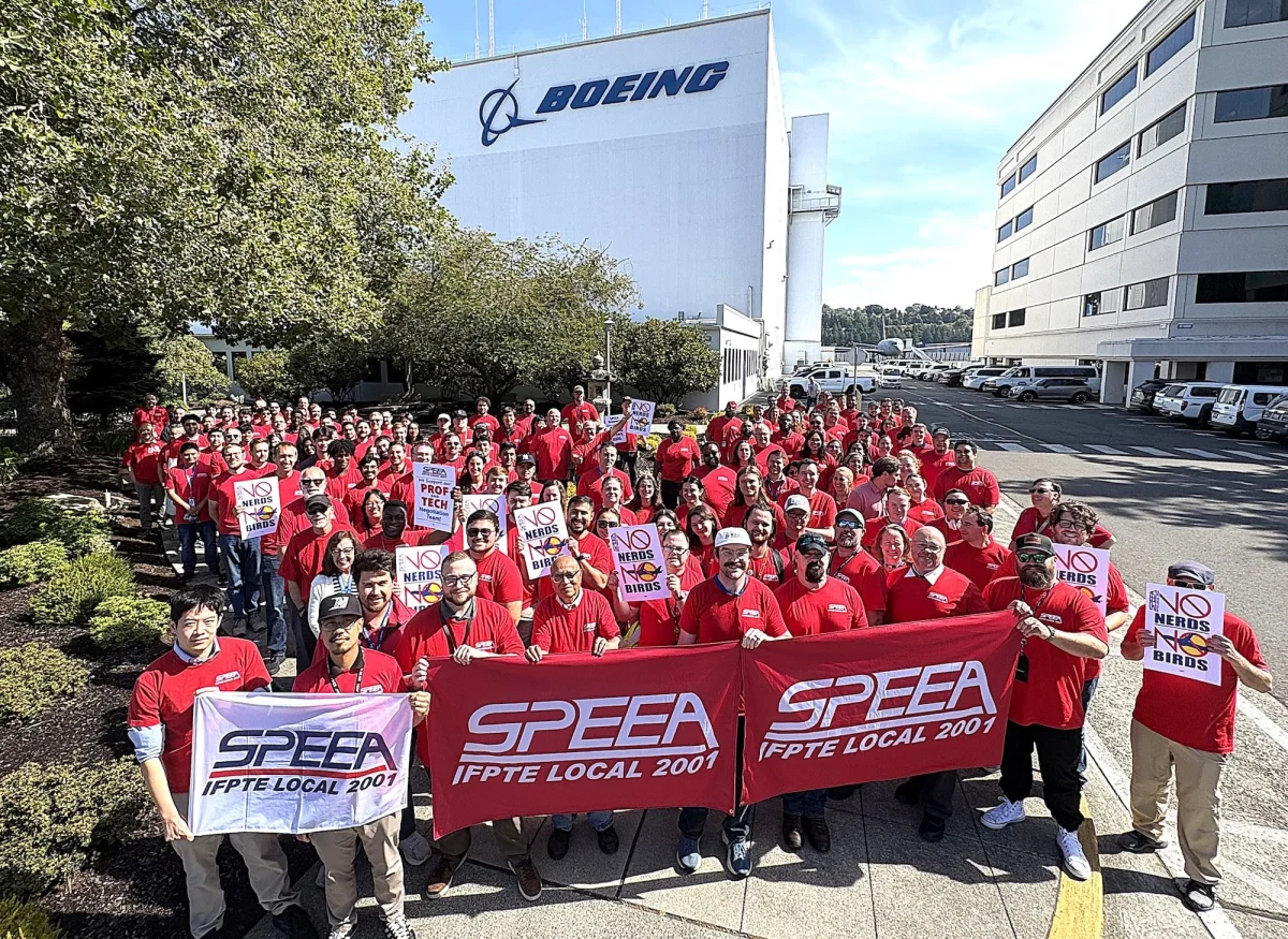 Boeing Tightens Spending Ahead of Critical SPEEA Union Vote