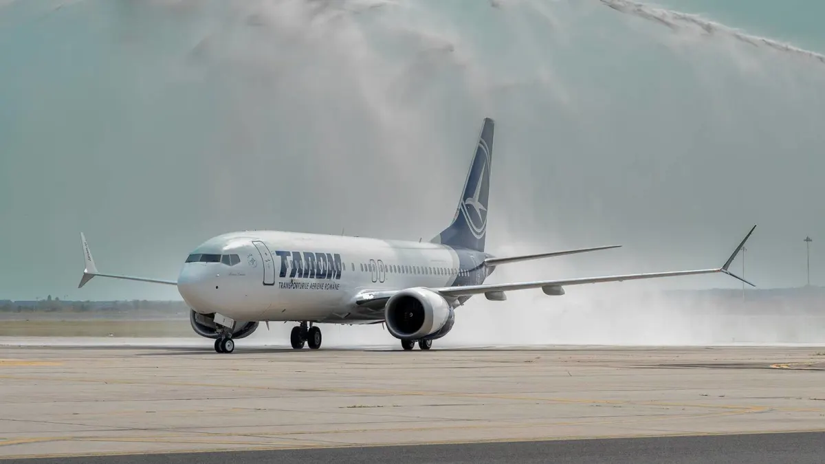 TAROM Receives First 737 MAX via CDB Aviation Lease