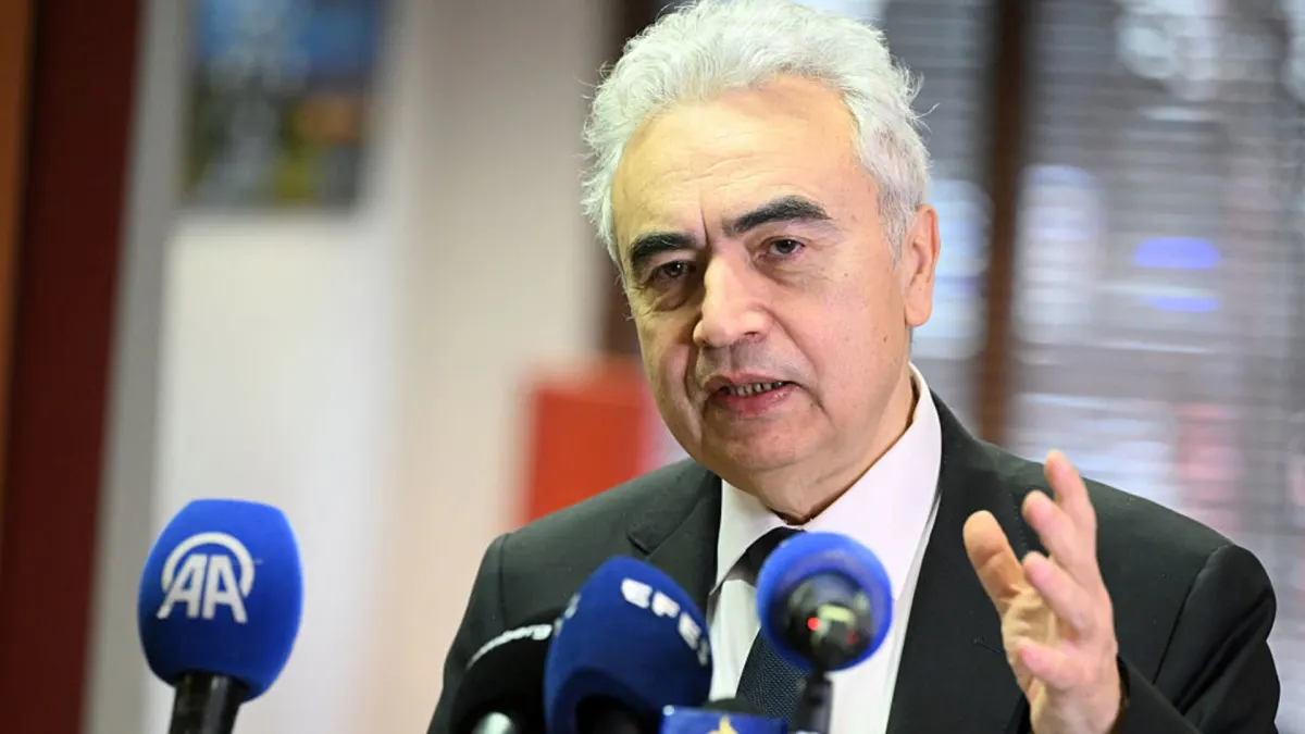 IEA Releases Oil Reserves as Hormuz Closure Spikes Airline Fuel Prices