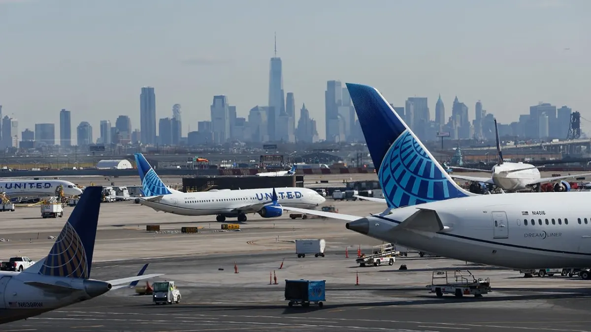 Congress Debates ALERT Act After Recent Midair Collisions