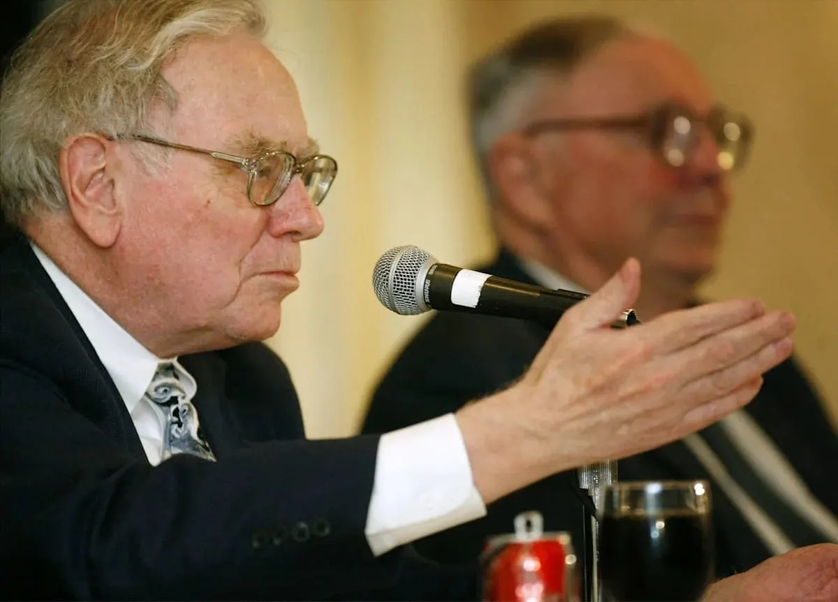 Berkshire Raises Delta Stake to 57.3 Million Shares