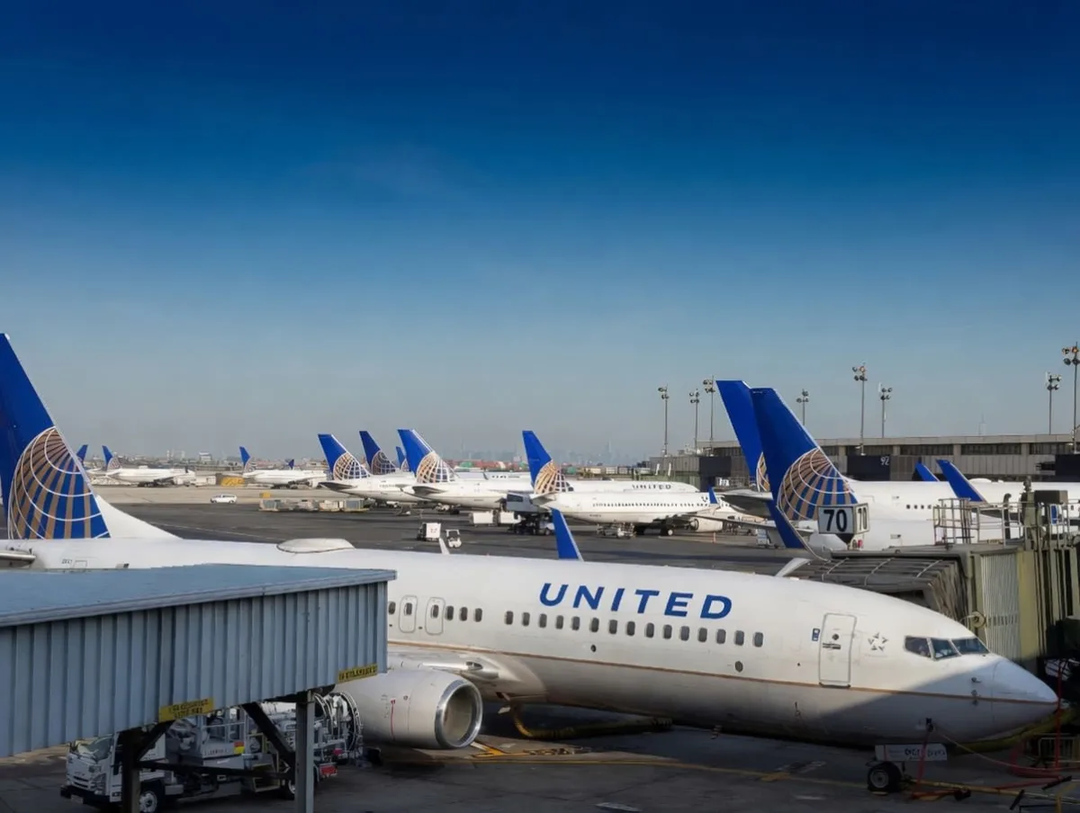 United vs Delta: Analyzing NYC Passenger Market Share